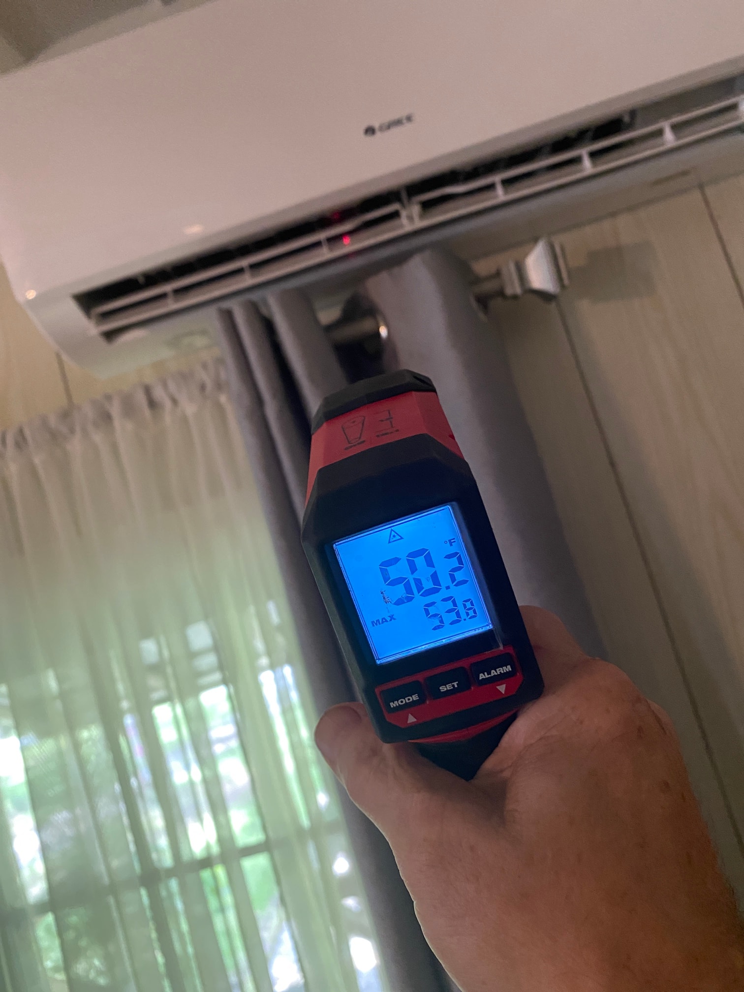 Maintenance service for a ductless unit - Ridgeville, SC
